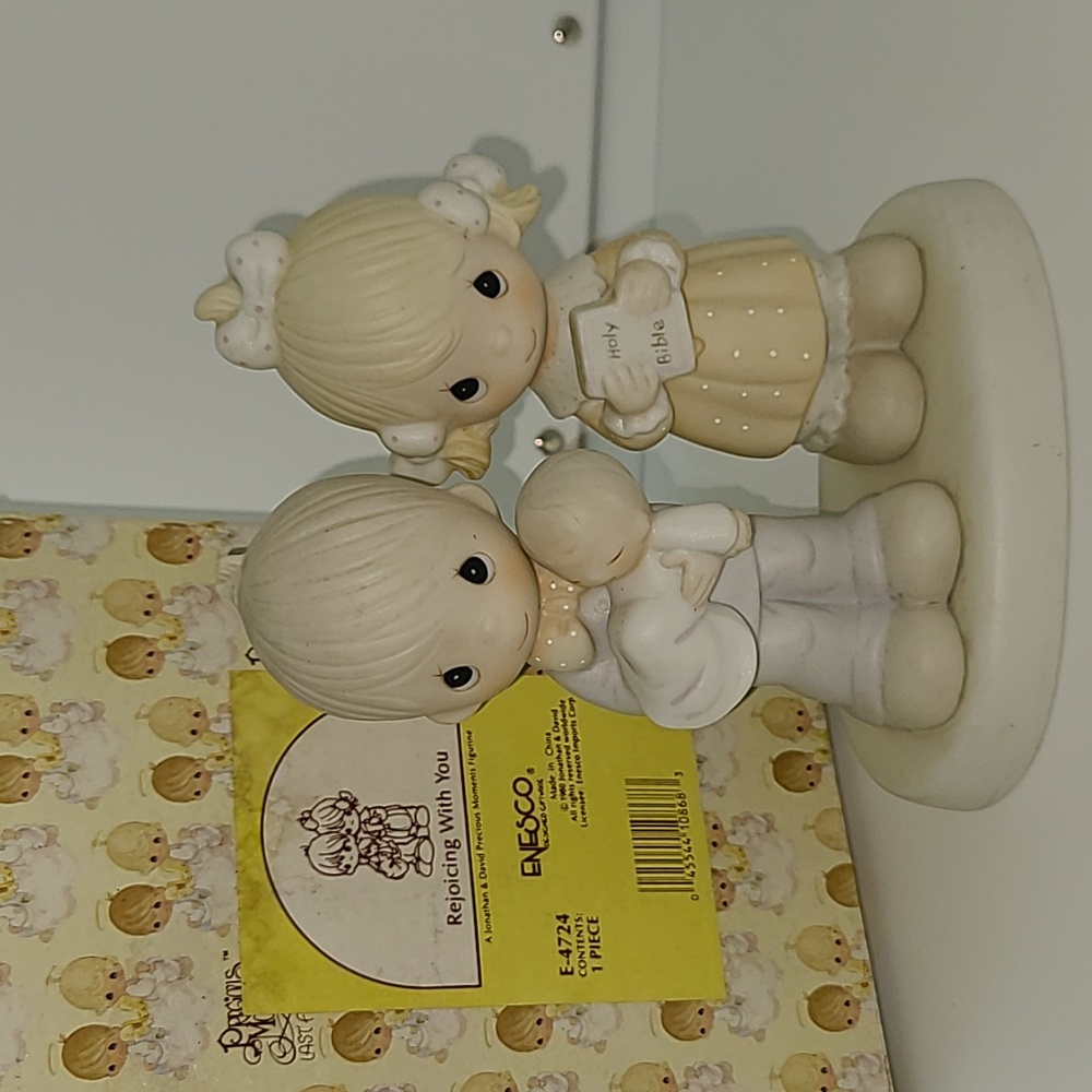 NWT! Precious moments Rejoicing with You 1980 Figurine